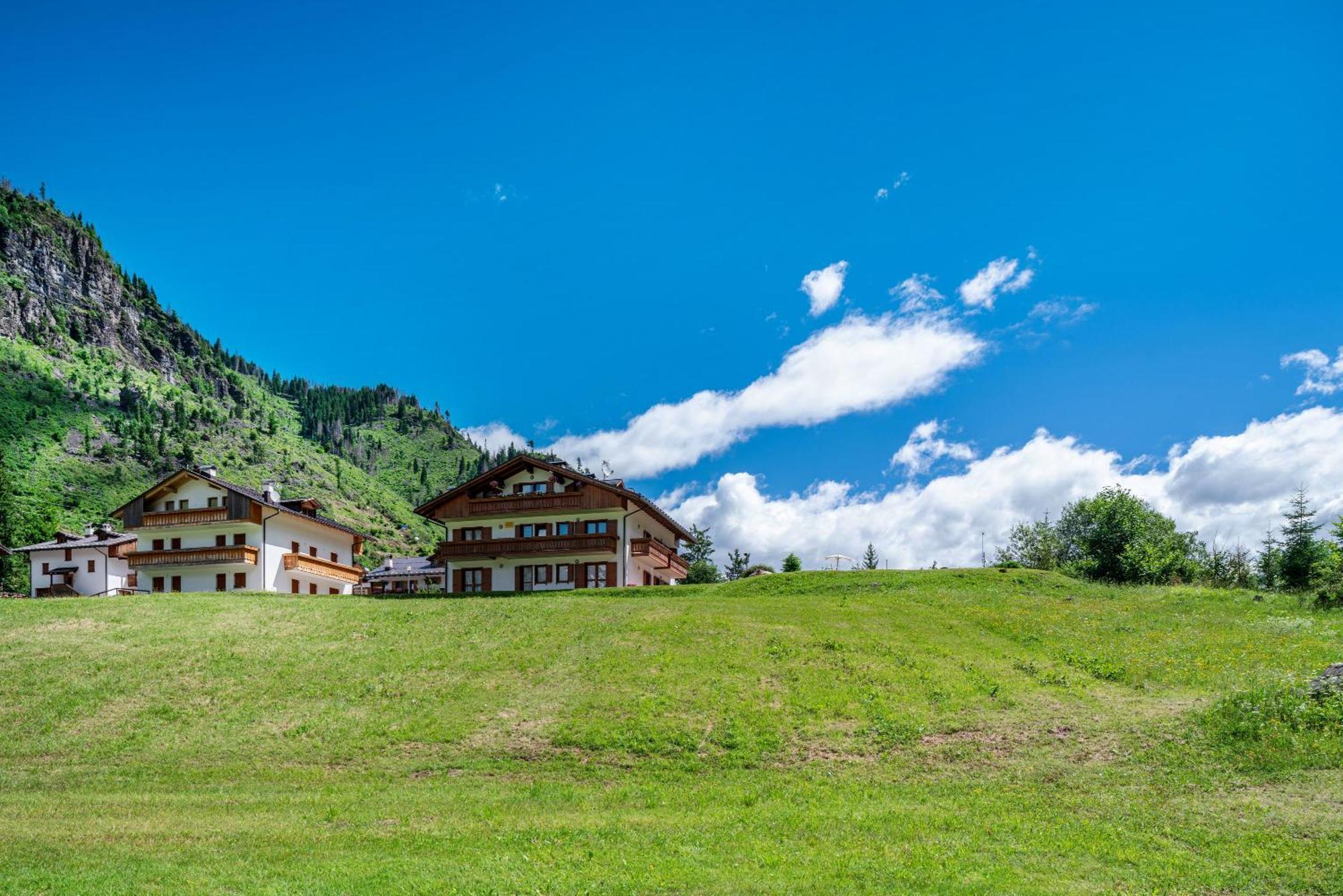 Appartamenti Vittoria Rocca Pietore Exteriér fotografie