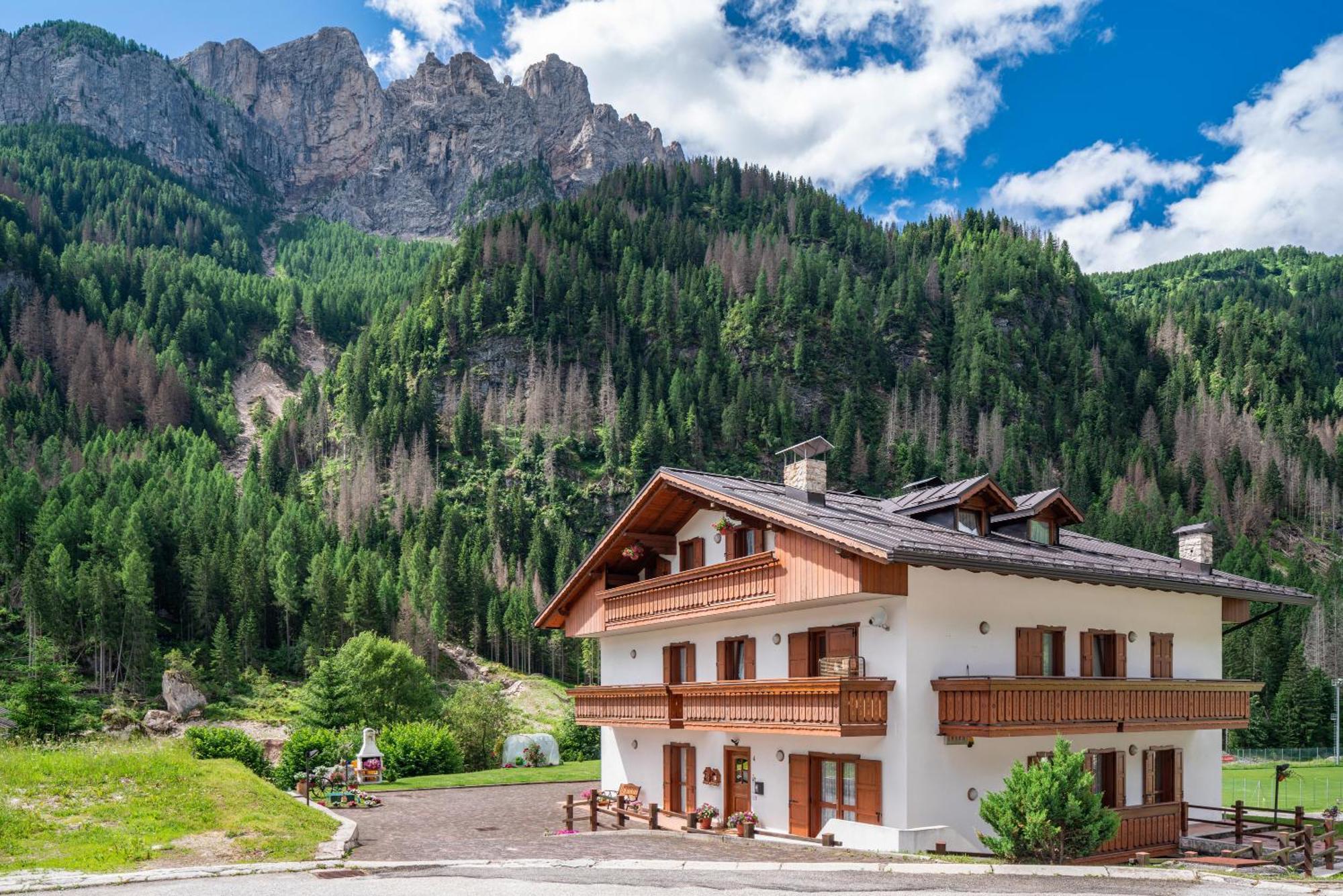 Appartamenti Vittoria Rocca Pietore Exteriér fotografie